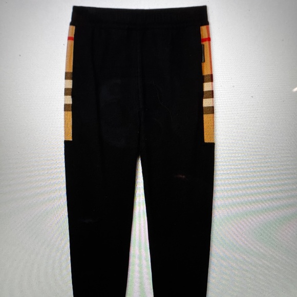 Authentic Burberry black with check jogger (M) - Picture 1 of 5